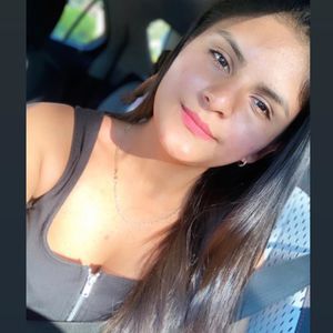 Meet your Posher, Roxana